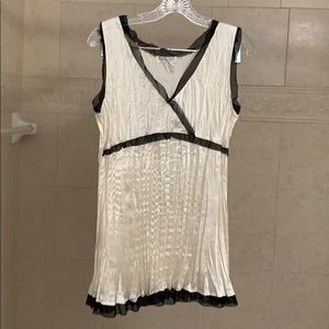 White House black market top